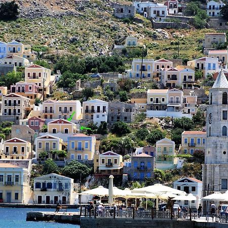 Villa Pitini Nikos House à Symi Extérieur photo